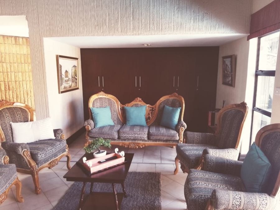 11 Bedroom Property for Sale in Riebeeckstad Free State